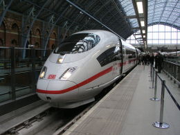 A Siemens-built Deutsche Bahn ICE went on show at St Pancras earlier this month. Eurostar also intends to buy from the same manufacturer